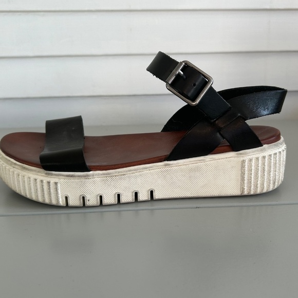 Mia Black Platform Sandal Sz 7.5 - Picture 2 of 11